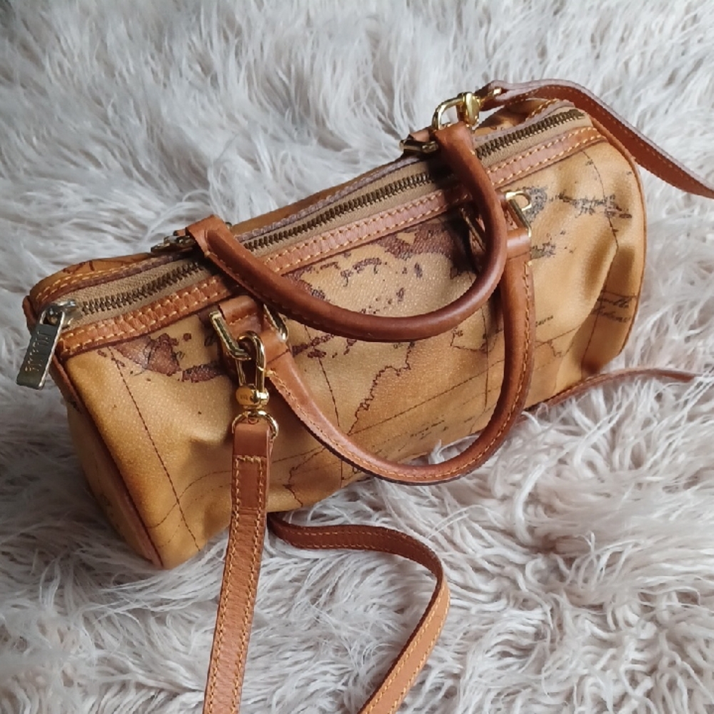 Alviero Martini Purse